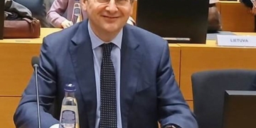 Χατζηδάκης: «Πολύ σύντομα οι απορροφήσεις του Ταμείου Ανάκαμψης θα έχουν φτάσει στο 64%»