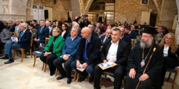 Το Πανεπιστήμιο Κρήτης είναι ένα ακαδημαϊκό ίδρυμα, με αδιάλειπτη παρουσία και προσφορά για πάνω από μισό αιώνα»