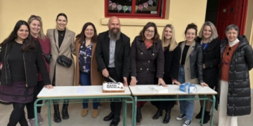 Εκκλησιασμός και κοπή πίτας του 2ου Νηπιαγωγείου και Δημοτικού Νεάπολης