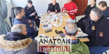 Την πρώτη, μικρή σχετικά, ποσότητα νερού μετέφερε χθες ο προσαγωγός του Χώνου, από το Οροπέδιο Λασιθίου στο φράγμα Αποσελέμη