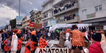 Με την συμμετοχή πάρα πολλών καρναβαλιστων πραγματοποιήθηκε το φετινό Σητειακό Καρναβάλι