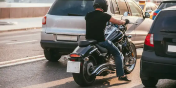 Πότε για την οδήγηση μοτοσικλέτας αρκεί η άδεια οδήγησης αυτοκινήτου