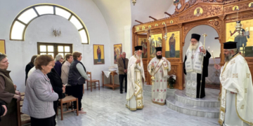 Αρχιερατική χοροστασία την Πέμπτη της Διακαινησίμου στον Ιερό Κοιμητηριακό Ναό Αναστάσεως του Λαζάρου Σητείας