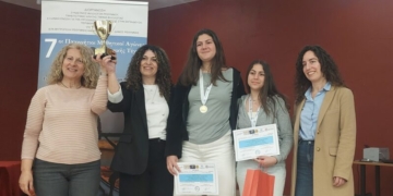 Χρυσό στον προτρεπτικό και χάλκινο στον αυθόρμητο λόγο για το Γυμνάσιο Νεάπολης