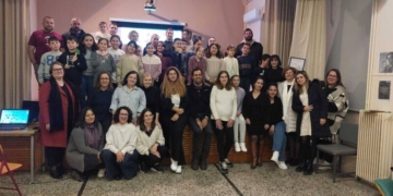 «Λόγια Ψυχής: Μια Βραδιά Ποίησης στο Δημοτικό Σχολείο Κριτσάς»