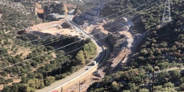 Με Απριλιάτικες βιολέτες