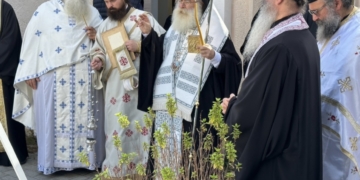 Δευτέρα της Διακαινησίμου στο Κοιμητήριο Ιεράπετρας