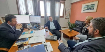 Συνάντηση Δημάρχου Αγίου Νικολάου με τον πρόεδρο του Παγκοσμίου Συμβουλίου Κρητών
