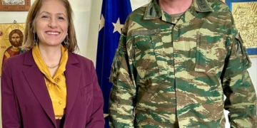 Συνάντηση της Γραμματέως Αποκεντρωμένης Διοίκησης Κρήτης με τον νέο Διοικητή της 44ης Στρατιωτικής Διοίκησης ΤΑΛΩΣ (πρώην ΣΕΑΠ)