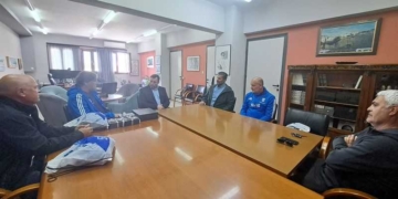 Τον Γ. Πομάσκι προπονητή του χρυσού Ολυμπιονίκη Μίλτου Τεντόγλου καλωσόρισε ο Δήμαρχος Αγίου Νικολάου