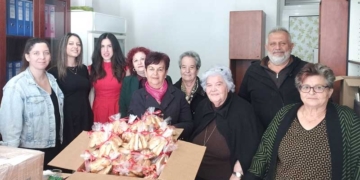 Προσφορά αγάπης από τα μέλη των ΚΑΠΗ Αγίου Νικολάου -Νεάπολης στο Κοινωνικό Παντοπωλείο του Δήμου Αγίου Νικολάου