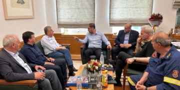 Σύσκεψη στην Περιφέρεια Κρήτης μετά τον πρωινό σεισμό