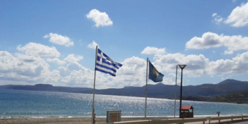 11 Γαλάζιες Σημαίες στις παραλίες του Δήμου Σητείας