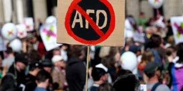 Διαδηλώσεις στη Γερμανία υπέρ της απαγόρευσης της AfD