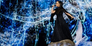 Eurovision – Klavdia: Οι πρώτες δηλώσεις μετά την πρόκριση στον τελικό – Το τηλεφώνημα της Παπαρίζου και το… καρδιακό