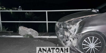 Έπεσαν ξανά πέτρες στο δρόμο προς το Καθαρό