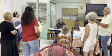 Δημιουργία χορωδίας από τα μέλη του ΚΑΠΗ του Δήμου Σητείας (video)