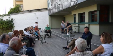 Συνάντηση του Δημάρχου Αγίου Νικολάου με κατοίκους της «Εθνικής Αντιστάσεως»