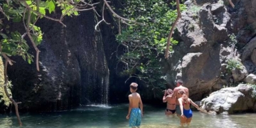 Χαμέζι- παραλίες Κουβαρη και Ρίχτη-Φαράγγι Ρίχτη (βίντεο)