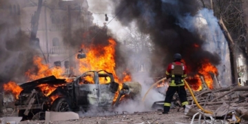 Ρωσική επίθεση στο Κίεβο με βαλλιστικούς πυραύλους και drone – Τέσσερις νεκροί