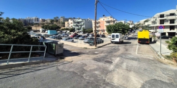 Παρακαλούνται οι πολίτες να απομακρύνουν τα οχήματά τους
