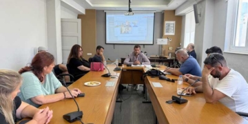Συνάντηση Αντιπεριφερειάρχη Λασιθίου με εκπροσώπους των τοπικών κοινοτήτων των πυρόπληκτων περιοχών του Δήμου Ιεράπετρας