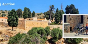 Ποδηλάτες της Backroads στη Μονή Αρετίου