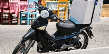 Υποχρεωτική η παύση εργασιών 11.00-18.00, σε χειρωνακτικές εργασίες που εκτελούνται σε εξωτερικό χώρο