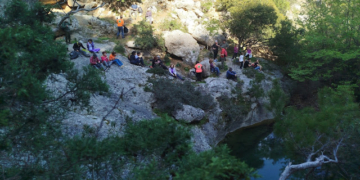 Απογευματινή πεζοπορία στο φαράγγι Κατσικαντάρας για τον Ορειβατικό Σύλλογο Αγίου Νικολάου