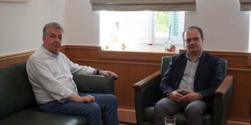 Συνάντηση προετοιμασίας ενόψει της σύσκεψης στο Υπουργείο Μετανάστευσης και Ασύλου