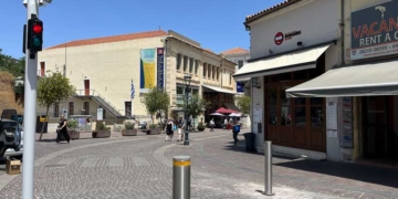 Σε λειτουργία οι νέες βυθιζόμενες μπάρες, στην Παλιά Πόλη και το Ενετικό Λιμάνι Χανίων