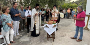 Ο Μικρός Παρακλητικός Κανόνας προς την Υπεραγία Θεοτόκο στον Ιερό Ναό Παναγίας στο Μπεράτι Ενορίας Πισκοκεφάλου Σητείας