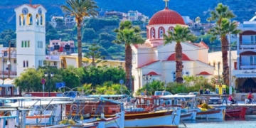 Διάσωση 72χρονης αλλοδαπής από τη Λιμενική Αρχή Ελούντας