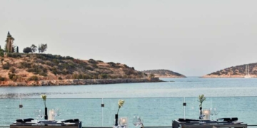 Οι κορυφαίοι της αθηναϊκής γαστρονομίας συνεχίζουν το ταξίδι τους στο Minos Beach Art Hotel