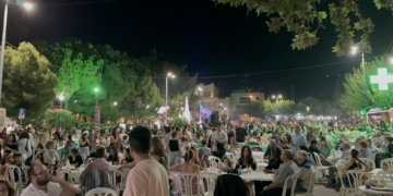 Η Νεάπολη πλημμύρισε από κόσμο στο γλέντι με τον Νίκο Γωνιανάκη (video)