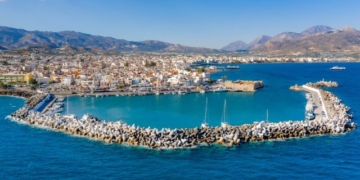 Θεατρική παράσταση «Η ΕΚΑΤΟΜΜΥΡΙΟΥΧΟΣ»