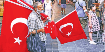 H σταδιακή αποσάθρωση της Τουρκίας