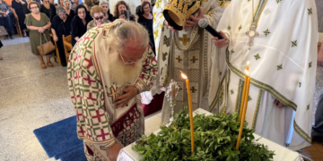 Με λαμπρότητα η εορτή της Υψώσεως του Τιμίου Σταυρού στον πανηγυρίζοντα ομώνυμο Ιερό Eνοριακό Ναό της πόλεως Ιεράπετρας