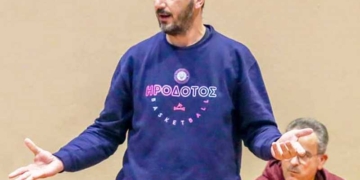 Ο Χρ. Μαυρόπουλος προπονητής  στους εφήβους του Άγιος Νικόλαος Europlan