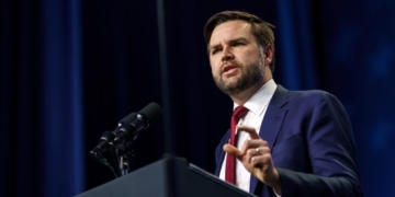 Τζέι Ντι Βανς: Νομίζω ότι οδεύουμε σε ένα shutdown – Τραμπ και Δημοκρατικοί σε αδιέξοδο