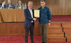 Στ. Αρναουτάκης: «Επένδυση στο ανθρώπινο κεφάλαιο και στα μεγάλα έργα υποδομής το κλειδί για τον βιώσιμο τουρισμό της Κρήτης»