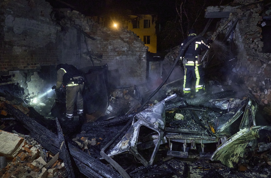 epaselect epa12452445 Ukrainian rescuers work at the site of a Russian strike on a civilian hospital in Kharkiv, northeastern Ukraine, on the night of 14 October 2025. More than 50 people were injured in the overnight shelling of Kharkiv, according to the Ukrainian State Emergency Service (SES). EPA/SERGEY KOZLOV