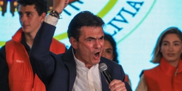 Ροδρίγο Πας: Η Βολιβία ξαναβρίσκει τη θέση της στον κόσμο