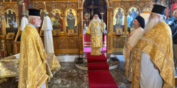 Αρχιερατική Θεία Λειτουργία και Μνημόσυνο στον Ιερό Ενοριακό Ναό Παναγίας Ελεούσας Ιεράπετρας