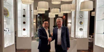 Συνάντηση του Περιφερειάρχη Κρήτης με τον Πρέσβη της Κίνας