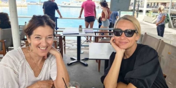 Καφέ με τη Βικτώρια και τη Ζωή!