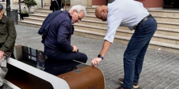 18 νέα «έξυπνα» ηλιακά παγκάκια στο Δήμο Ηρακλείου