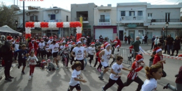Μια γιορτινή πρεμιέρα γεμάτη ενέργεια στο Santa Run Elounda, με χαμόγελα και συμμετοχή (ΦΩΤΟ)