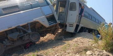 Τραγωδία στο Μεξικό: Τουλάχιστον 13 νεκροί και 98 τραυματίες σε εκτροχιασμό τρένου