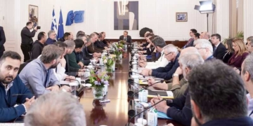 Ολοκληρώθηκε η συνάντηση του Πρωθυπουργού με εκπροσώπους των αγροτικών μπλόκων